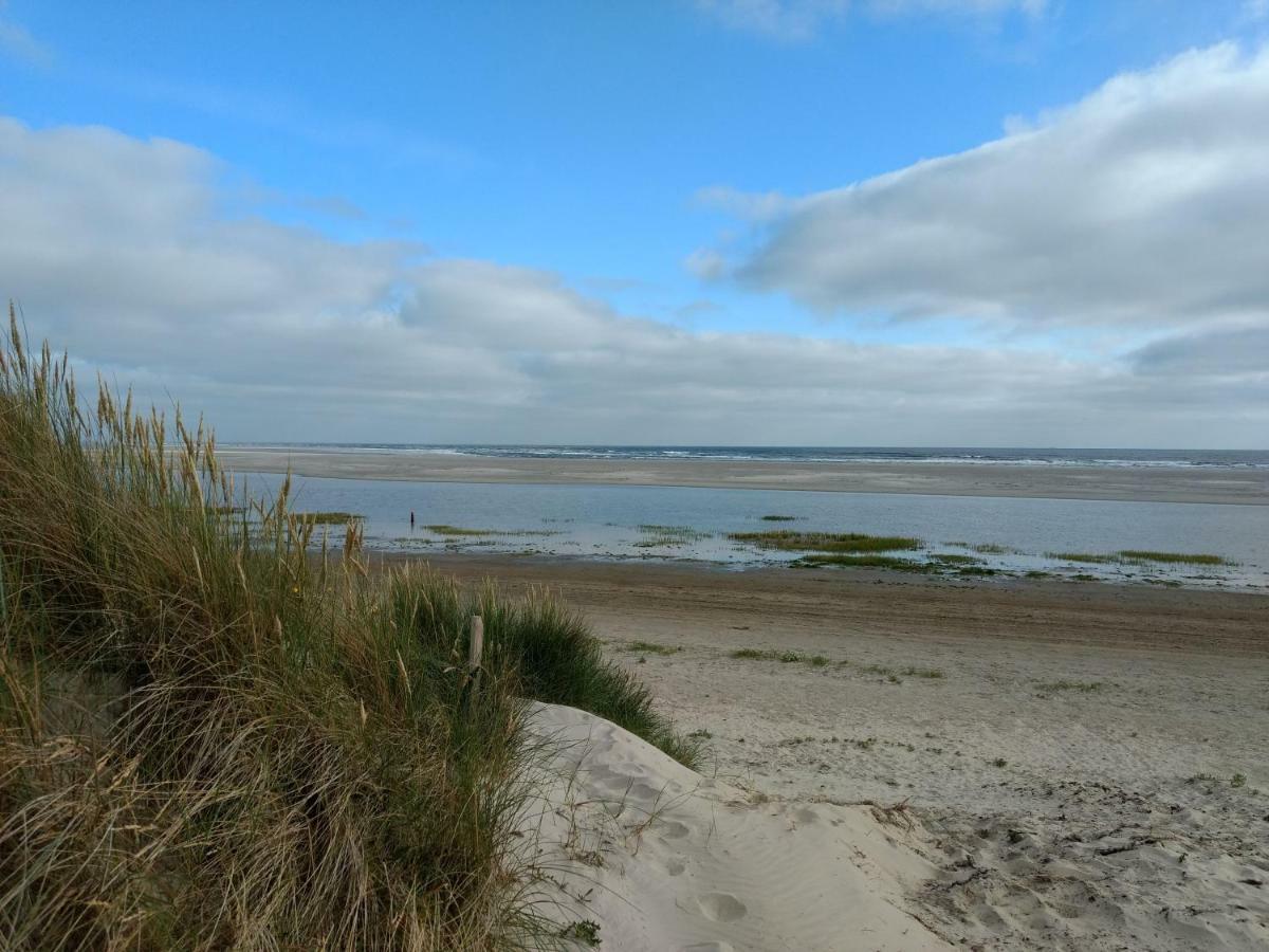 Naar Zee Op Ameland Бурен Екстериор снимка